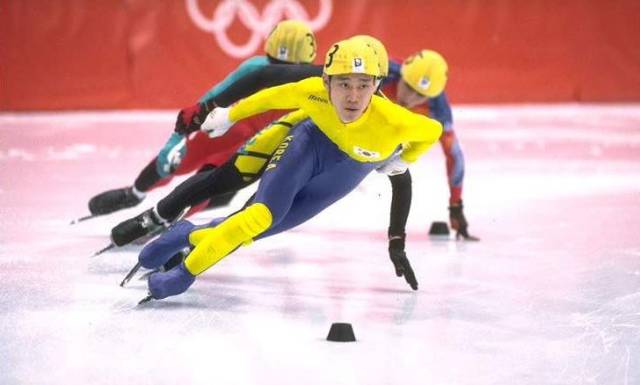 为了球队，他拒绝休息