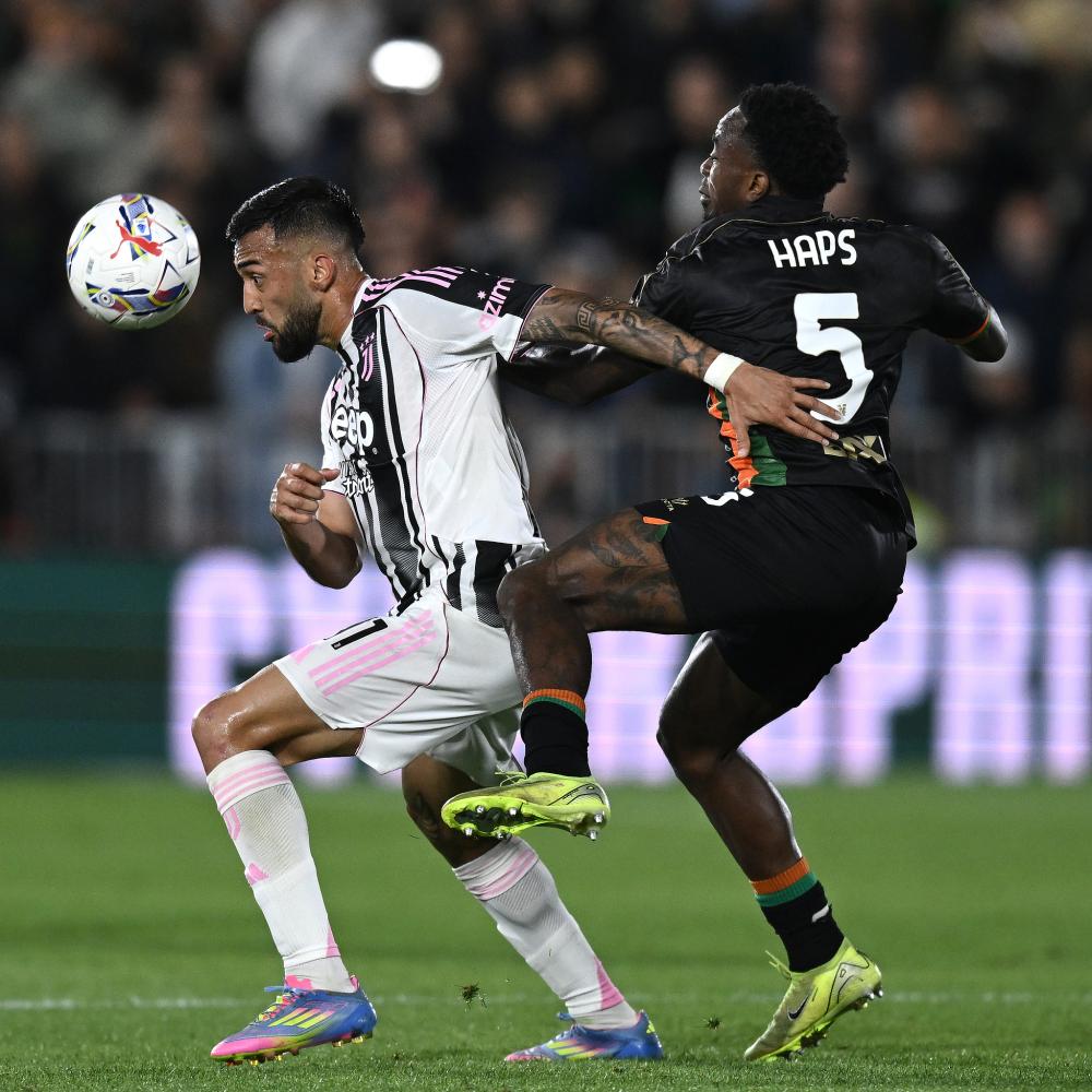 米体：米兰对迈尼昂的年薪报价提高至500万欧，尤文正在关注