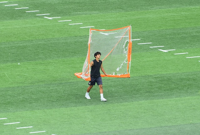 超高效率！里夫斯15投12中砍下38分8篮板